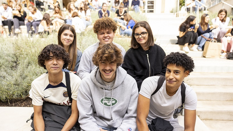 Etudiants institut catholique de paris